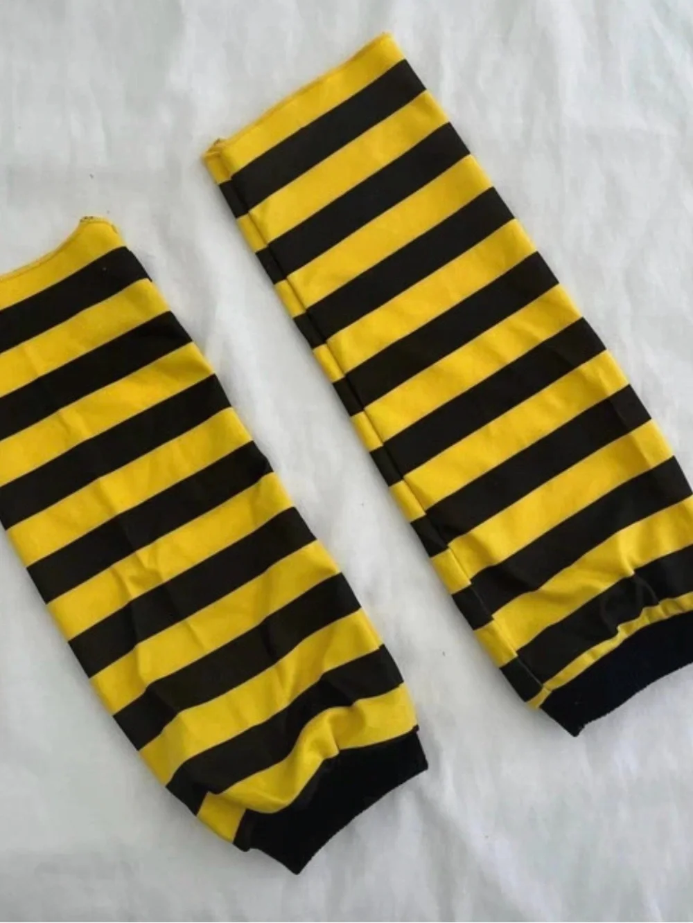 Leg Avenue Youth Daisy Bee Bumblebee Halloween Costume Size Medium